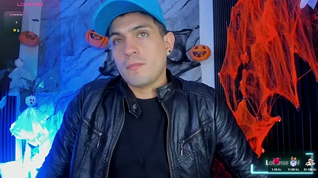 Snapshot of William_Steel_ chatting on October 17, 2025, 3:53 am William Steel online show from October 17, 2025, 3:53 am