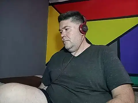 BabyBearMilk online show from November 4, 2025, 10:31 pm