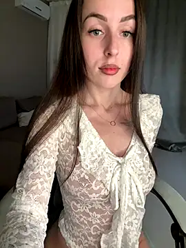 SakuraSara online show from September 15, 2025, 4:07 pm