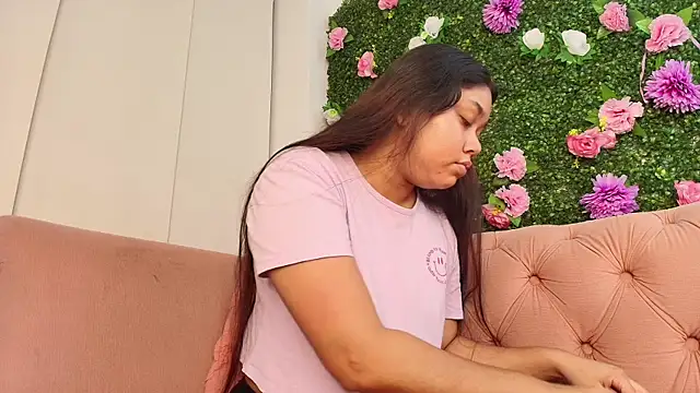 Snapshot of shanon_marel chatting on September 16, 2025, 12:06 pm shanon marel online show from September 16, 2025, 12:06 pm