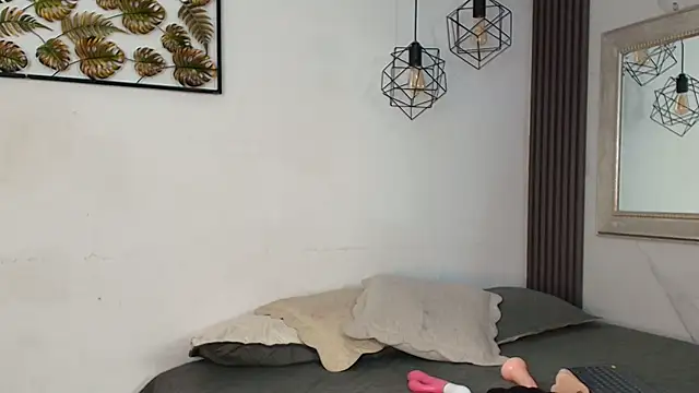 Snapshot of shanon_marel chatting on November 24, 2025, 12:16 pm shanon marel online show from November 24, 2025, 12:16 pm