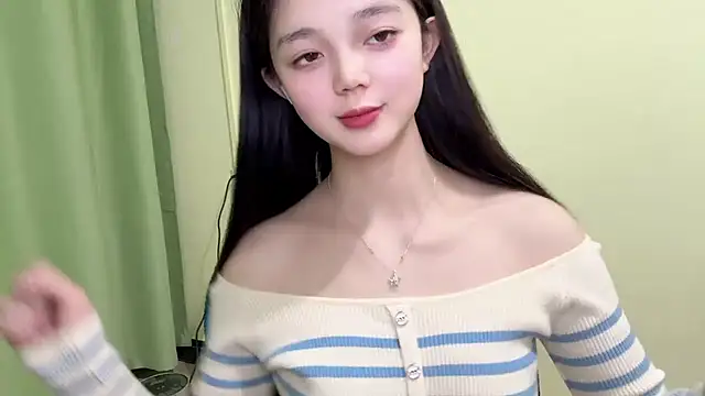 Nicole-13 online show from November 30, 2025, 12:53 pm