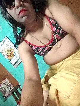 Snapshot of hot_silkkol chatting on November 4, 2025, 8:41 pm hot silkkol online show from November 4, 2025, 8:41 pm