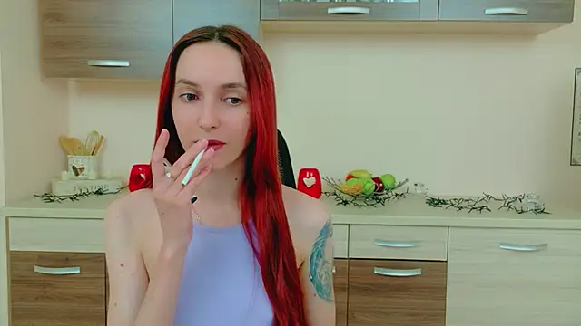 Julia Jae online show from April 27, 2026, 6:44 am