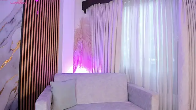 JulienSaint online show from September 18, 2025, 11:56 am