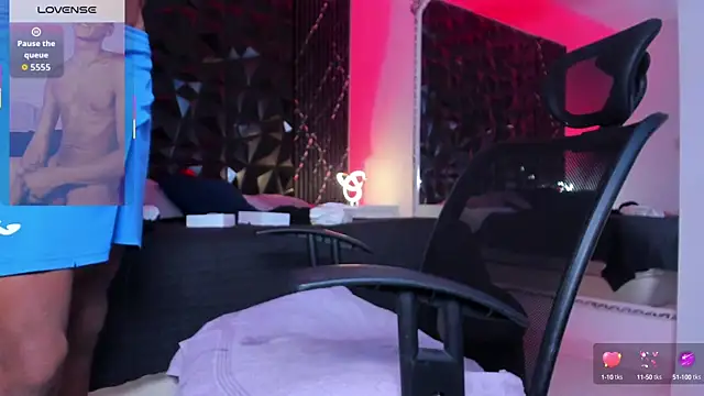 JulienSaint online show from October 11, 2025, 9:08 am