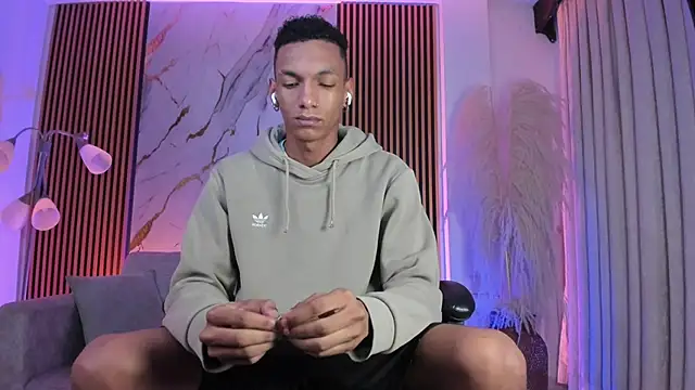 JulienSaint online show from January 9, 2026, 11:13 am