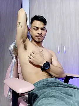 Bastian MCcormick online show from October 20, 2025, 11:27 pm