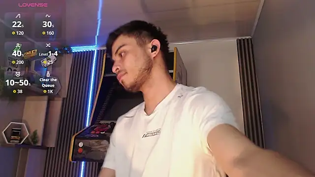 Bastian MCcormick online show from November 26, 2025, 1:45 pm