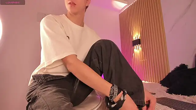 Snapshot of IM_DAREN chatting on October 26, 2025, 11:27 am IM DAREN online show from October 26, 2025, 11:27 am