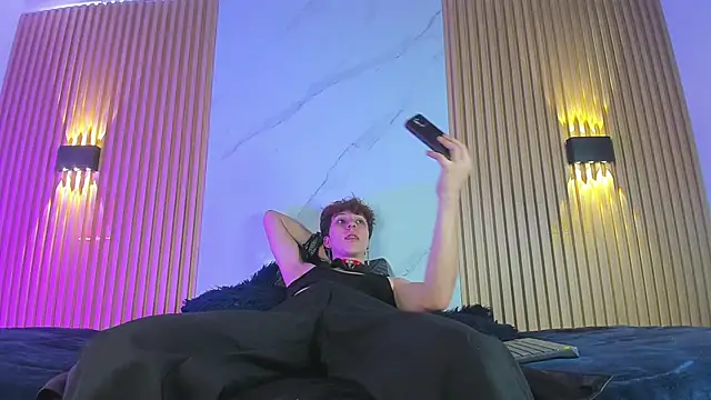 Snapshot of IM_DAREN chatting on November 1, 2025, 12:18 pm IM DAREN online show from November 1, 2025, 12:18 pm