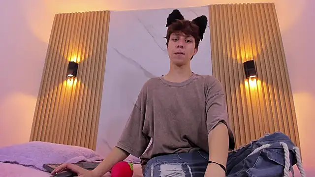 Snapshot of IM_DAREN chatting on November 9, 2025, 3:16 am IM DAREN online show from November 9, 2025, 3:16 am