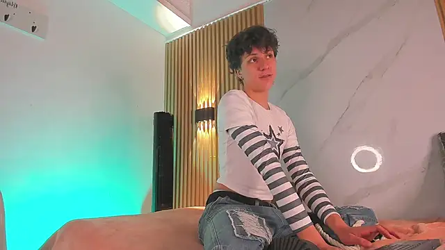 Snapshot of IM_DAREN chatting on December 3, 2025, 5:26 am IM DAREN online show from December 3, 2025, 5:26 am