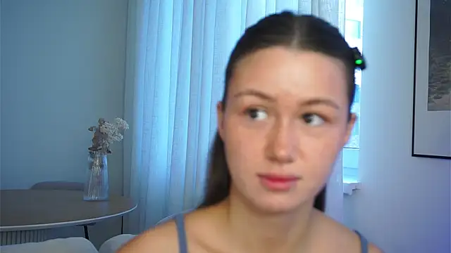 Snapshot of vvillywonka chatting on July 15, 2026, 1:55 am vvillywonka online show from July 15, 2026, 1:55 am