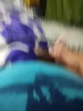 Snapshot of Dg4565 chatting on November 4, 2025, 5:34 pm Dg4565 online show from November 4, 2025, 5:34 pm