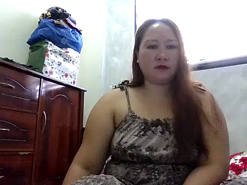 Snapshot of prettywetmom88 chatting on January 9, 2026, 1:41 am prettywetmom88 online show from January 9, 2026, 1:41 am