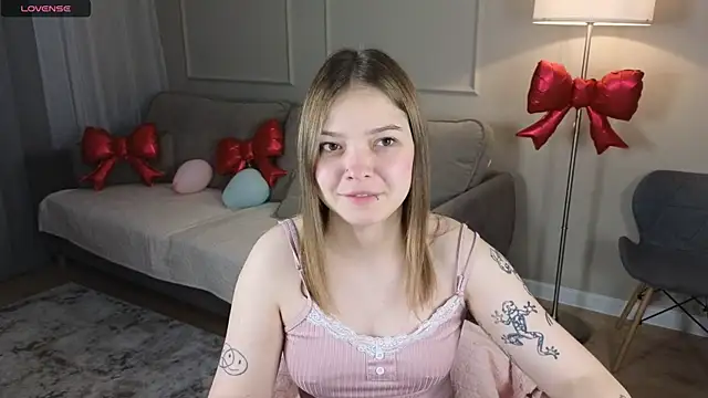 patriciapink online show from February 19, 2026, 8:10 am