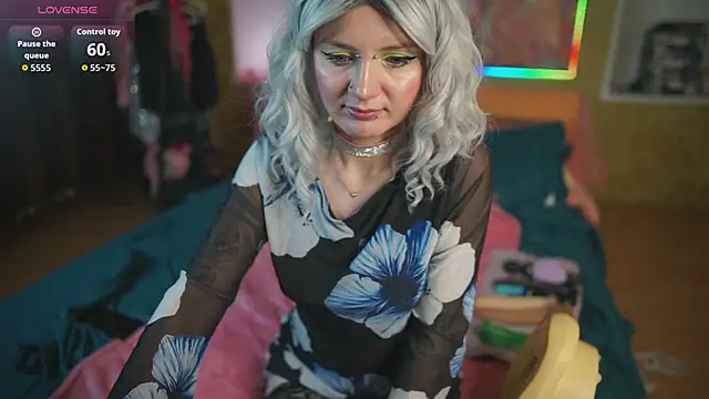 Dia Angel online show from February 2, 2026, 7:34 pm