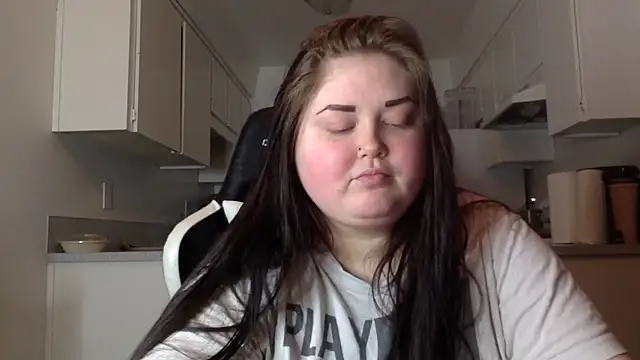 JJbaby1 online show from October 5, 2025, 12:58 pm