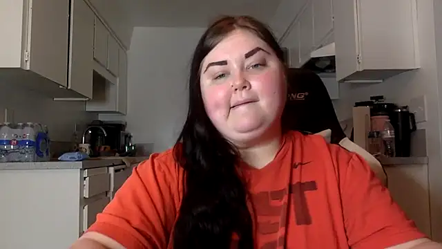 JJbaby1 online show from November 10, 2025, 1:43 pm