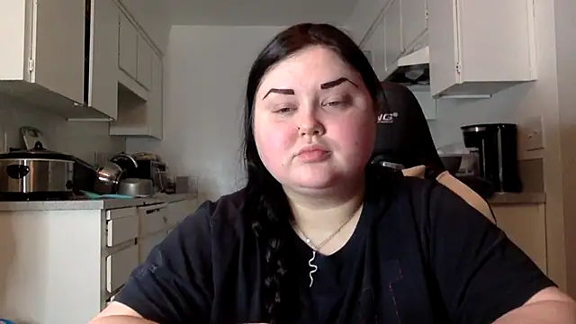 JJbaby1 online show from December 1, 2025, 4:06 am