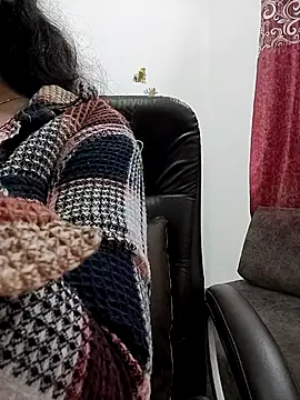 Snapshot of SEEMA_127 chatting on October 22, 2025, 4:02 am SEEMA 127 online show from October 22, 2025, 4:02 am