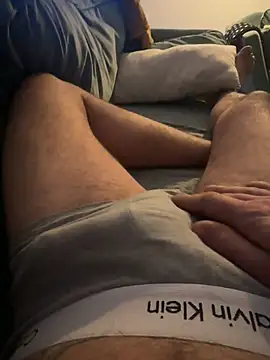 Snapshot of Bigtitsloveshow chatting on February 8, 2026, 8:18 am Bigtitsloveshow online show from February 8, 2026, 8:18 am