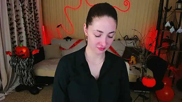 Snapshot of SensitiveSooul chatting on October 29, 2025, 8:10 pm SensitiveSooul online show from October 29, 2025, 8:10 pm