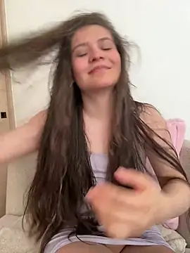 Emilyybennet  online show from March 29, 2026, 7:36 pm