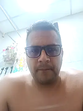 geimos36 online show from October 12, 2025, 7:57 pm