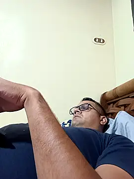 geimos36 online show from November 5, 2025, 3:28 am