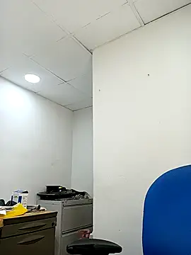 geimos36 online show from November 9, 2025, 5:55 pm