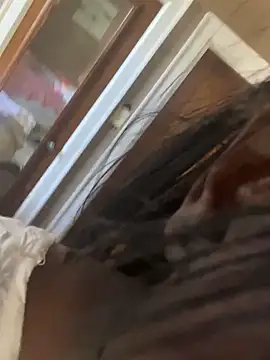 Cocomamii1 online show from November 16, 2025, 5:40 pm