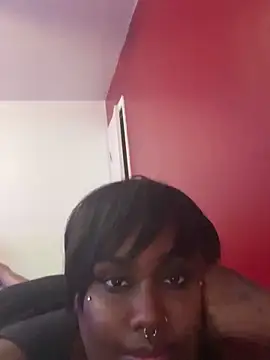 Cocomamii1 online show from December 20, 2025, 2:18 am