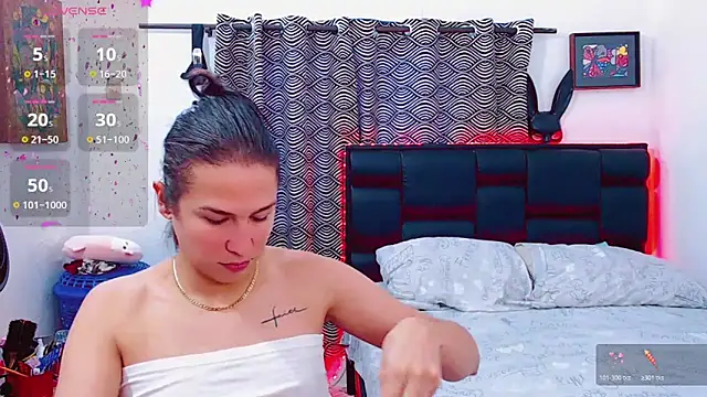 Azley sweet online show from February 15, 2026, 2:03 pm