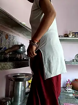 Love-pari077 online show from October 21, 2025, 7:20 am