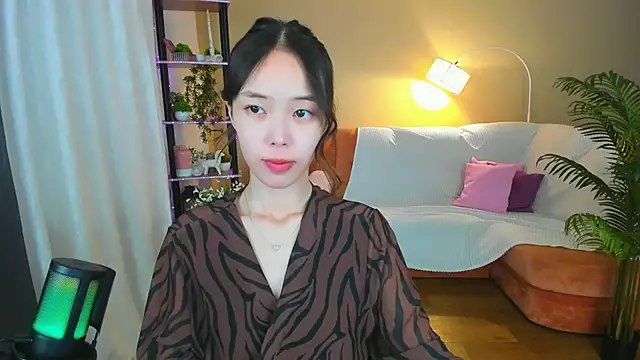 SoulHarmoonyy online show from September 18, 2025, 1:02 pm