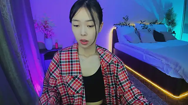 SoulHarmoonyy online show from November 9, 2025, 4:11 am