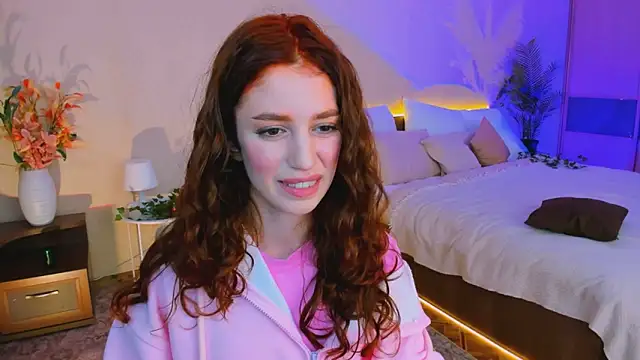 ChristinaConteeree online show from October 10, 2025, 8:19 pm