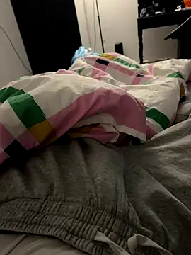 Frankieyyy1 online show from November 26, 2025, 10:55 pm