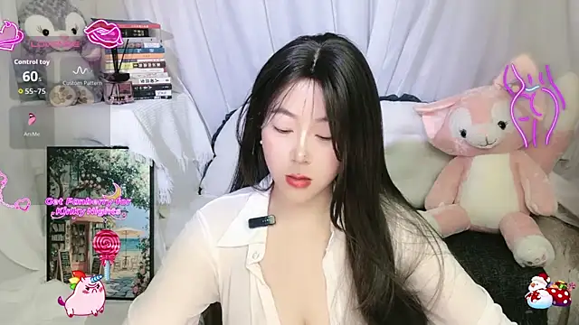 Emmaq996 online show from April 16, 2026, 1:50 am