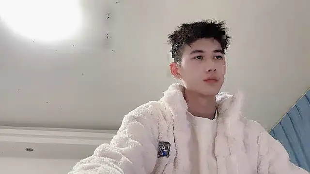 xiaojie2563 online show from January 11, 2026, 12:10 pm