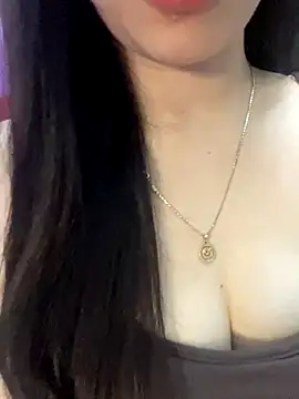 Mon monbaby online show from November 30, 2025, 6:23 pm