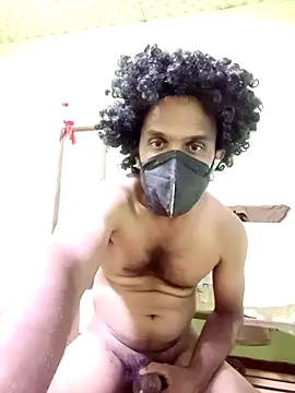 hotblack7 online show from April 22, 2026, 5:14 pm