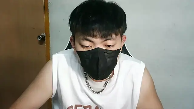 bigbb101011 online show from September 30, 2025, 2:00 pm