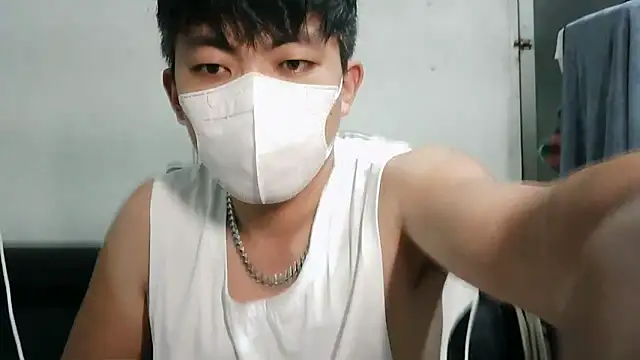 bigbb101011 online show from October 15, 2025, 1:44 pm