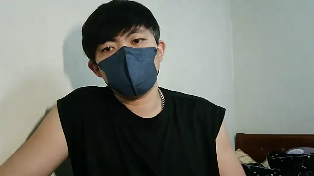 bigbb101011 online show from April 3, 2026, 12:41 am