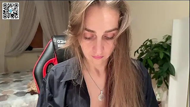 Snapshot of VampyMary chatting on September 11, 2025, 7:03 pm VampyMary online show from September 11, 2025, 7:03 pm