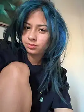 lynn9000 online show from March 4, 2026, 11:27 am