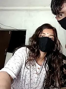 hiddennisha online show from October 25, 2025, 8:00 am